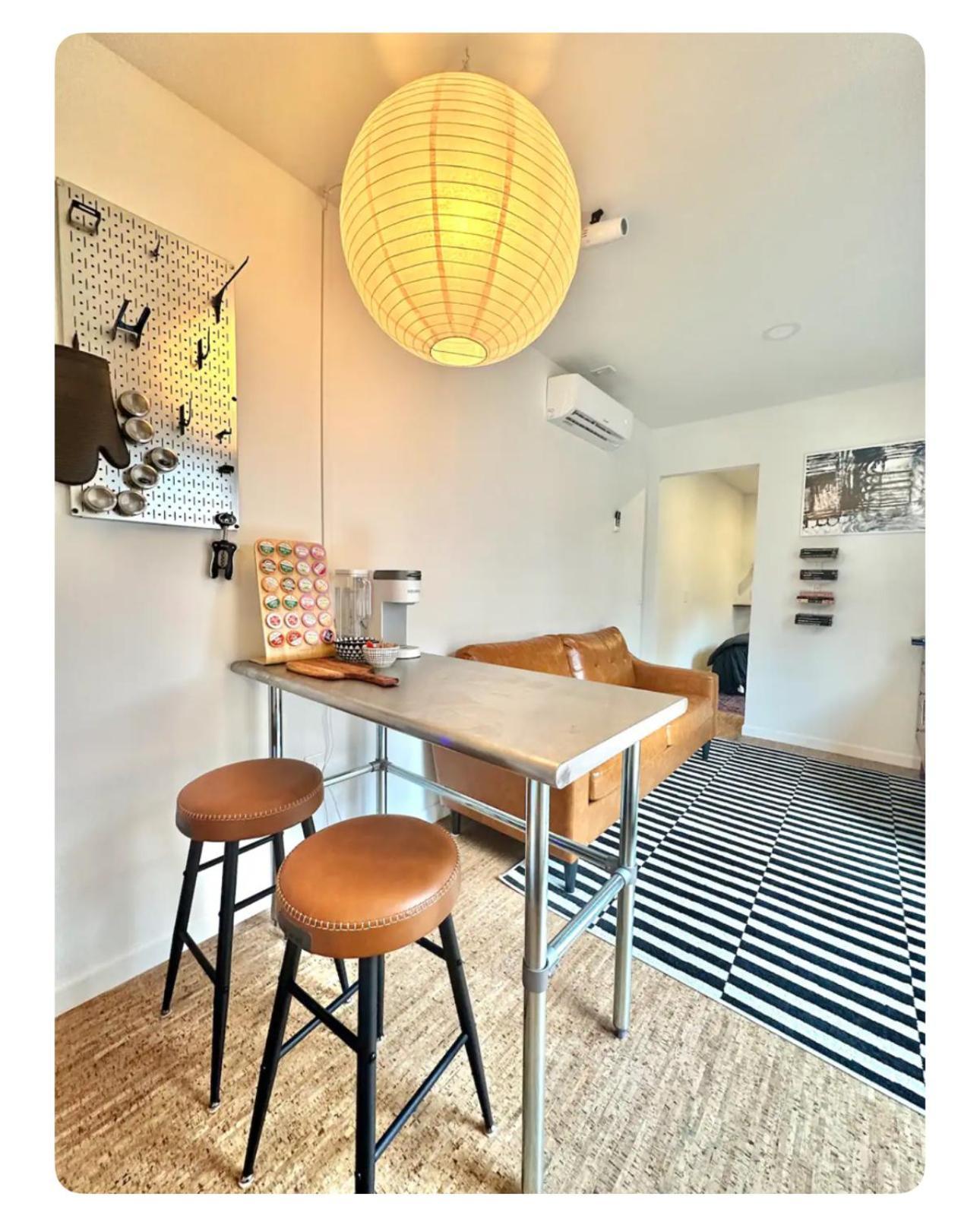 Nomehaus Shipping Container Studio Residential Neighborhood أثينز، أوهايو المظهر الخارجي الصورة